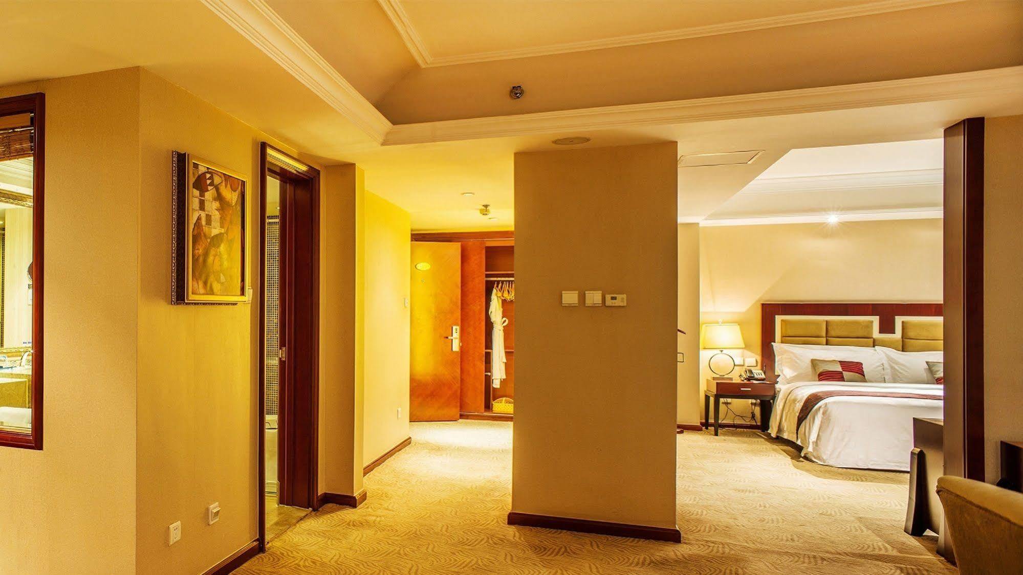 Shenyang Rich Gate Hotel المظهر الخارجي الصورة
